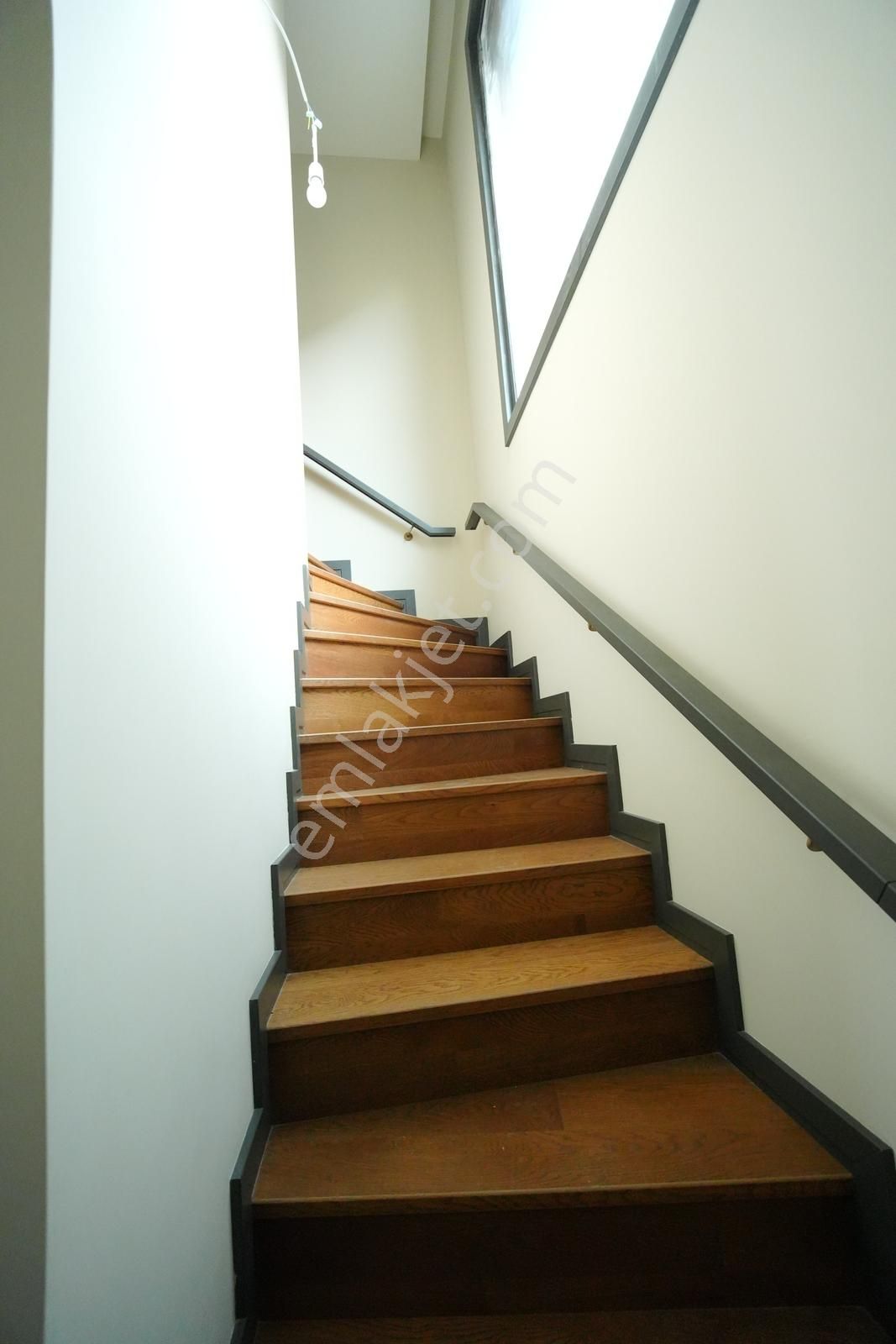 Mevsim İstanbul Bahçeşehir 7+2 Müstakil Tripleks Satılık Villa - Görsel 7