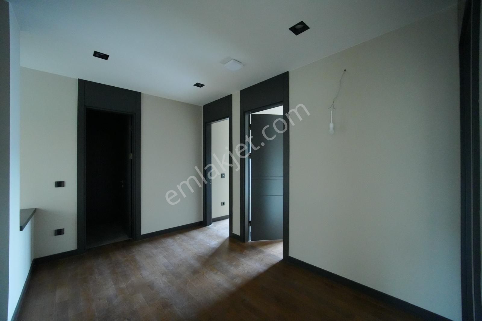 Mevsim İstanbul Bahçeşehir 7+2 Müstakil Tripleks Satılık Villa - Görsel 25