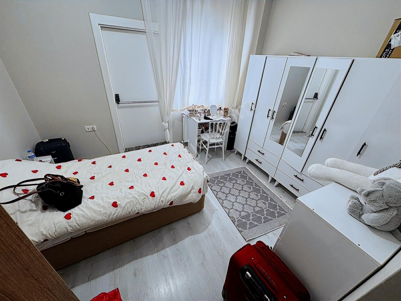 Cumhuriyet Mah Ferah Arakat E5'e Yakın Balkonlu Lüx 3+1 Daire - Görsel 14