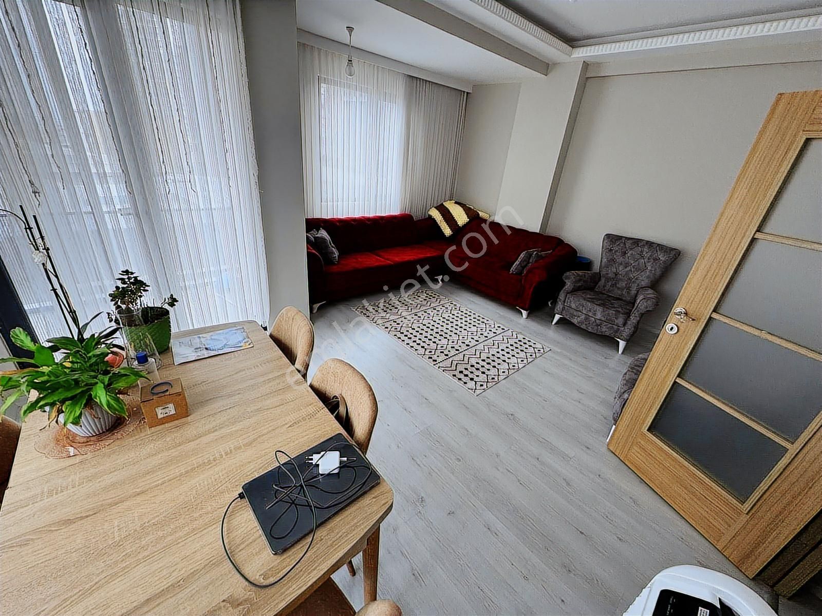 Cumhuriyet Mah Ferah Arakat E5'e Yakın Balkonlu Lüx 3+1 Daire - Görsel 15