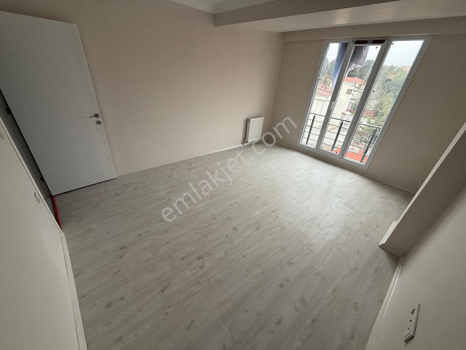 Yıldız Dan İtfaiye Yakını Sıfır Kredili 2+1 Kullanışlı Ara Kat Daire - Görsel 4