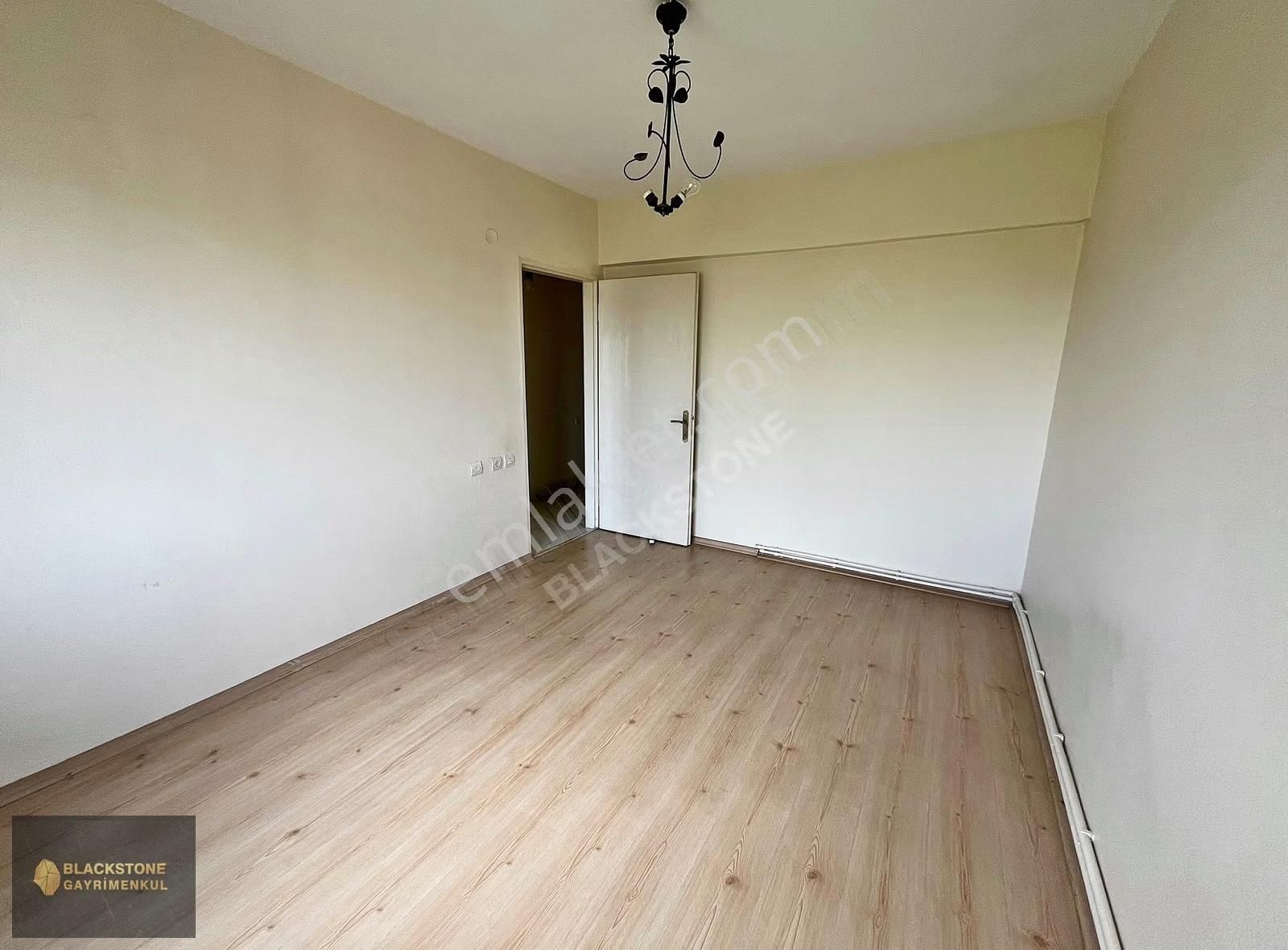 Açıklamayı Okuyun Yavuztürk Mah Mavi Kartal Sitesi 3+1 - Görsel 15