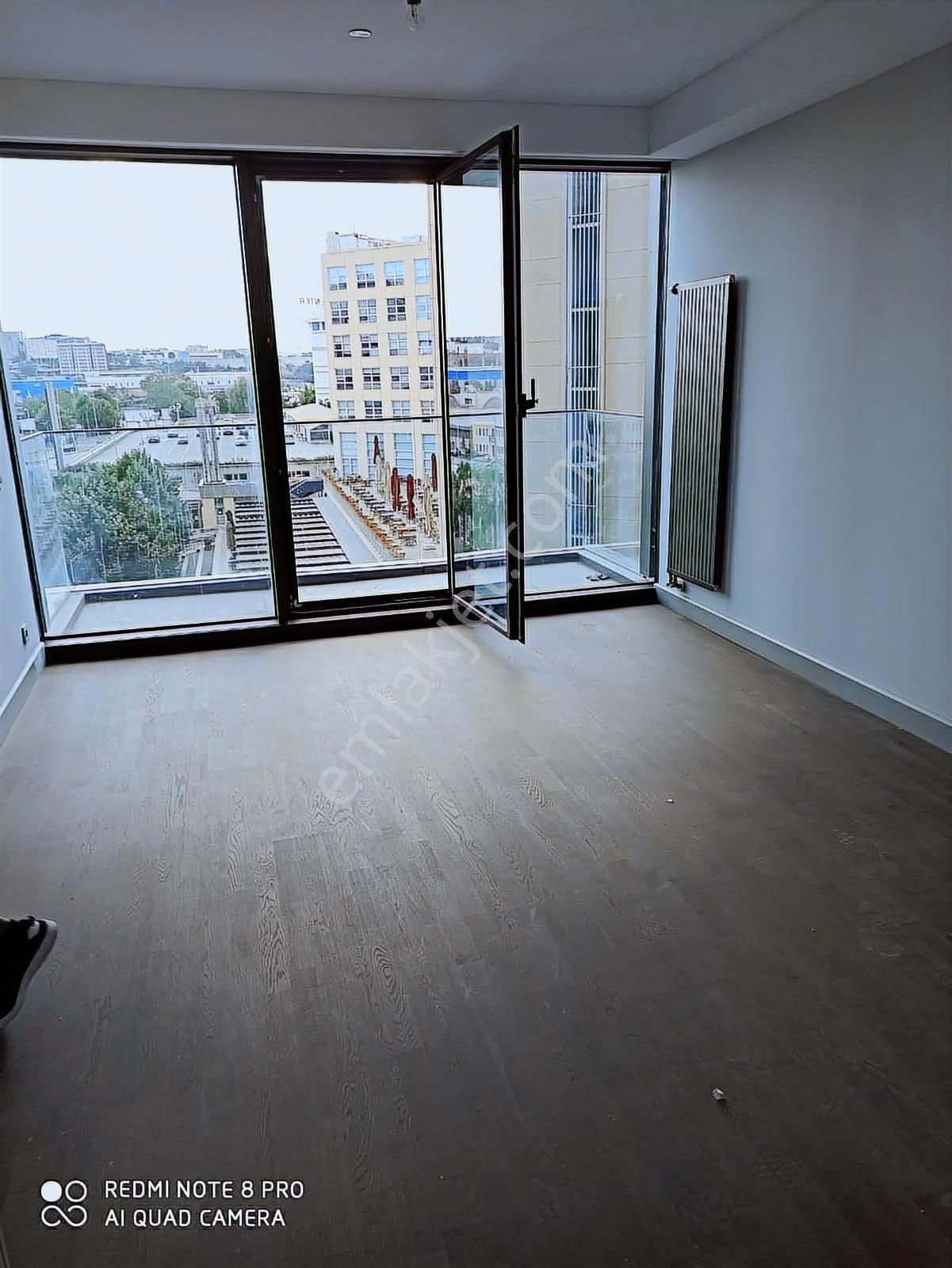 Ataköy E5 Kenarı Selenyum Retro 9 B Bilokta 1+1 75 M2 Kiralık - Görsel 5