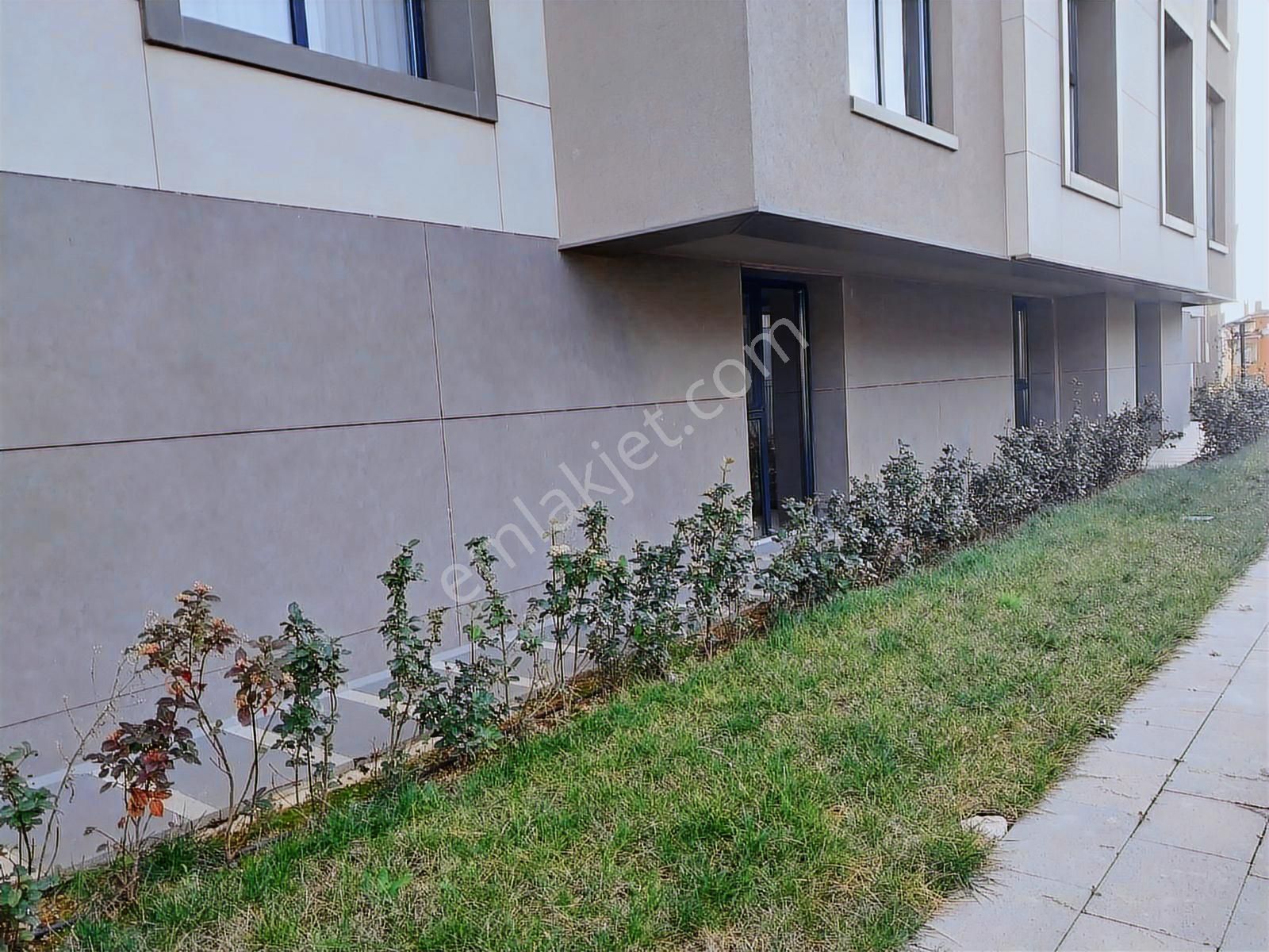 Toki Kirazlıtepe 3+1 Kiralik 132m2 Bahçe Kati - Görsel 4