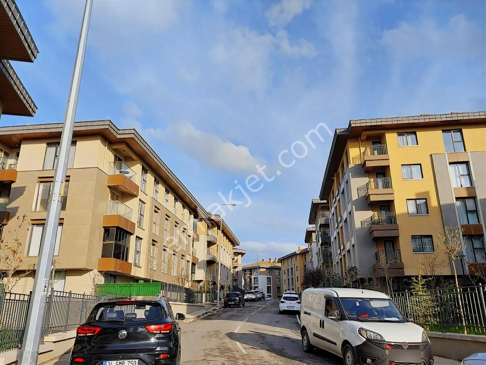 Toki Kirazlıtepe 3+1 Kiralik 132m2 Bahçe Kati - Görsel 31