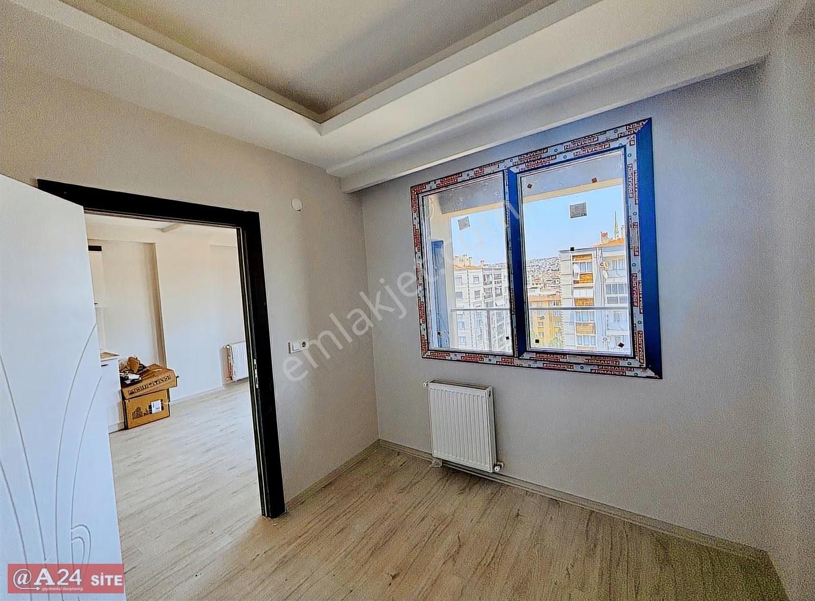 Buca Kent Kule De Kiralık Sıfır 1+1 Daire - Görsel 12