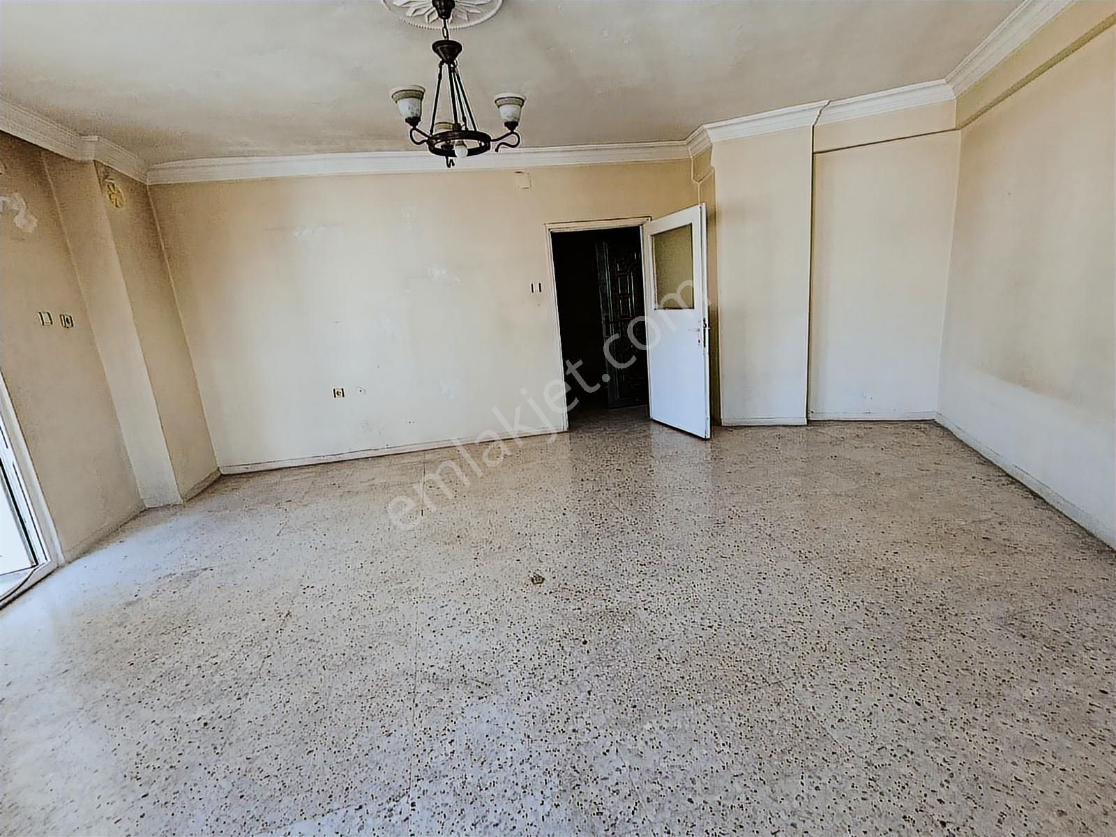 Mersin Yenişehir Limonluk Mahallesi'nde Satılık 3+1 Daire - Görsel 2