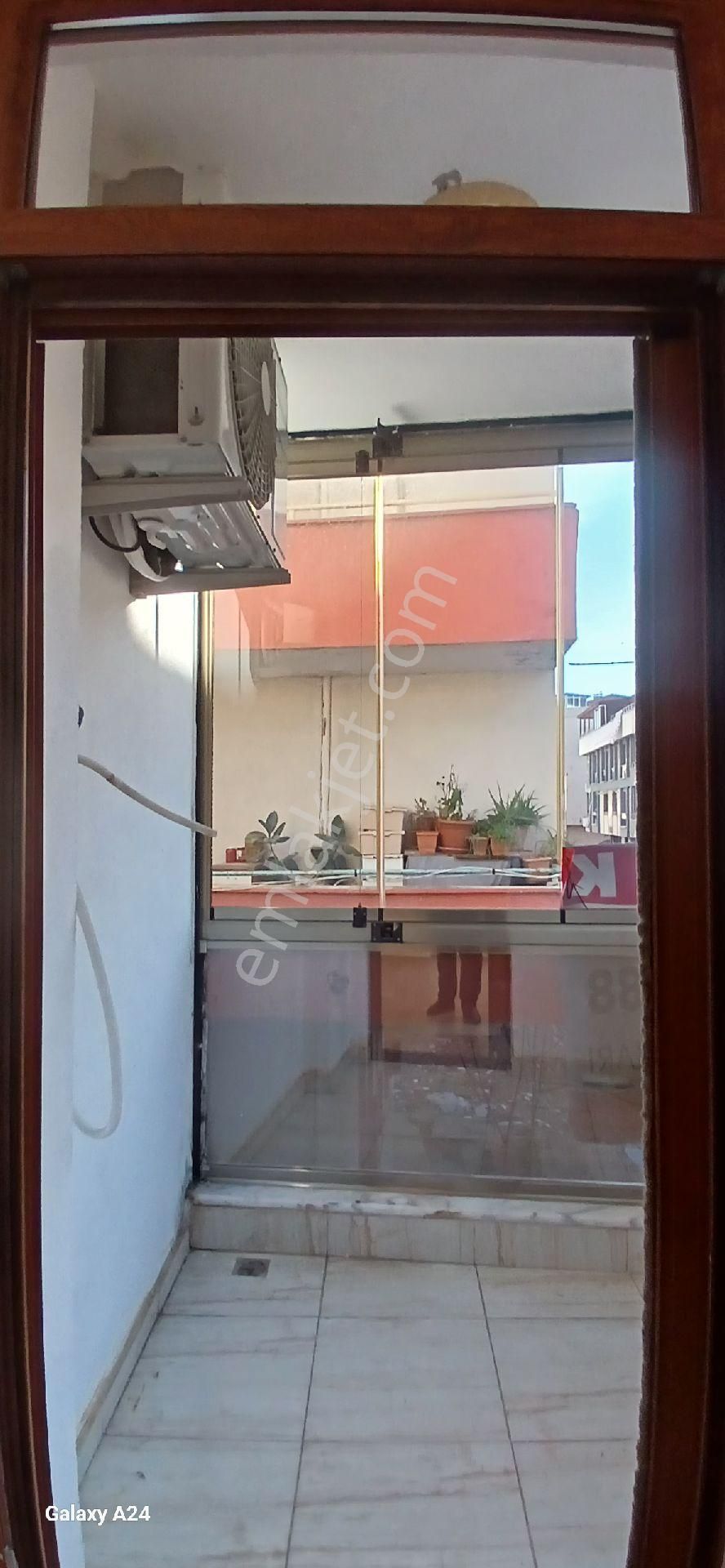 Avcılar Gümüşpala'da Yeni Asansörlü Ebeveyn Banyolu 2+1 Sat - Görsel 4