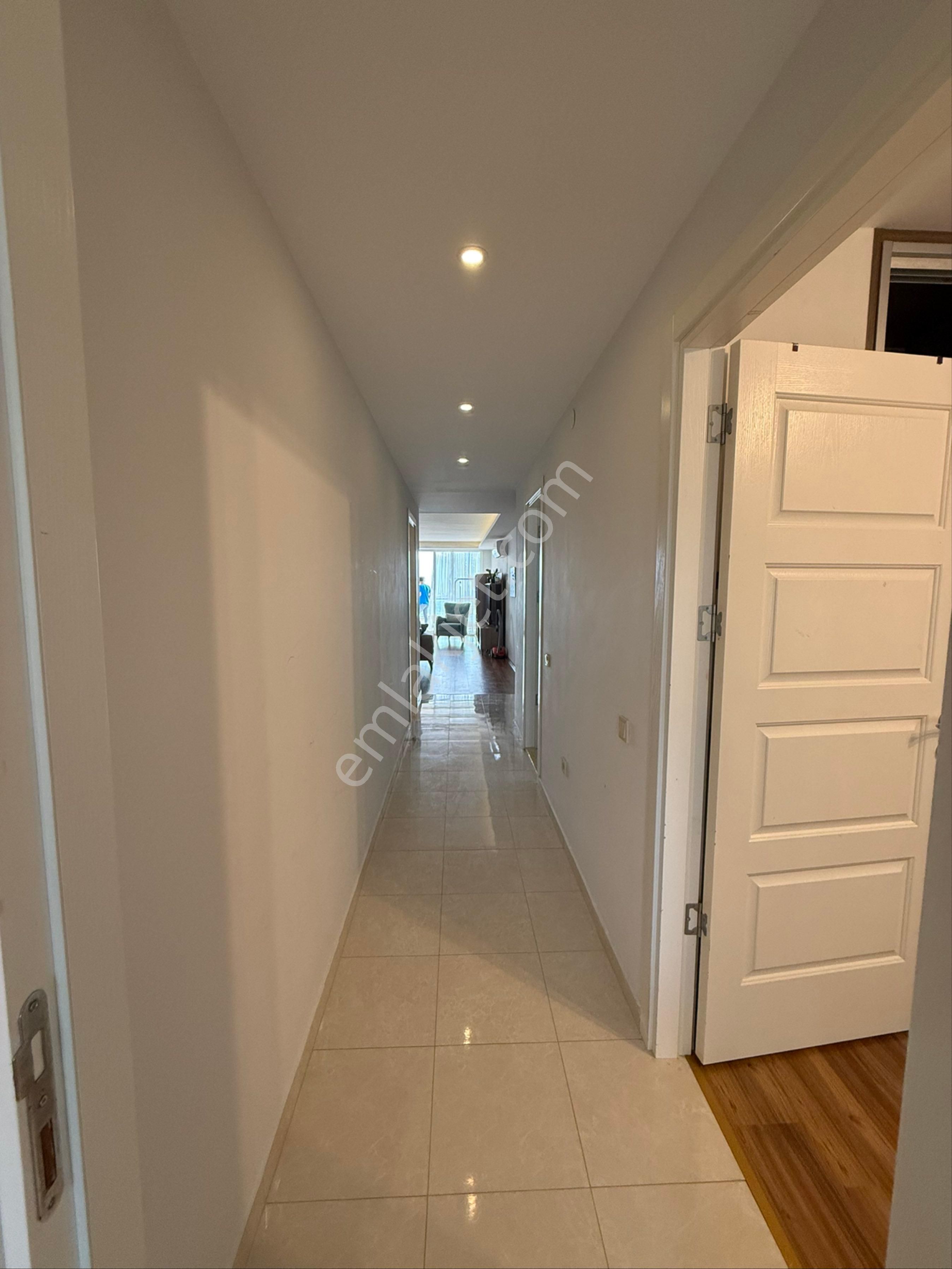 Kuşadası’nda Eşyalı Kiralık Daire - Görsel 3