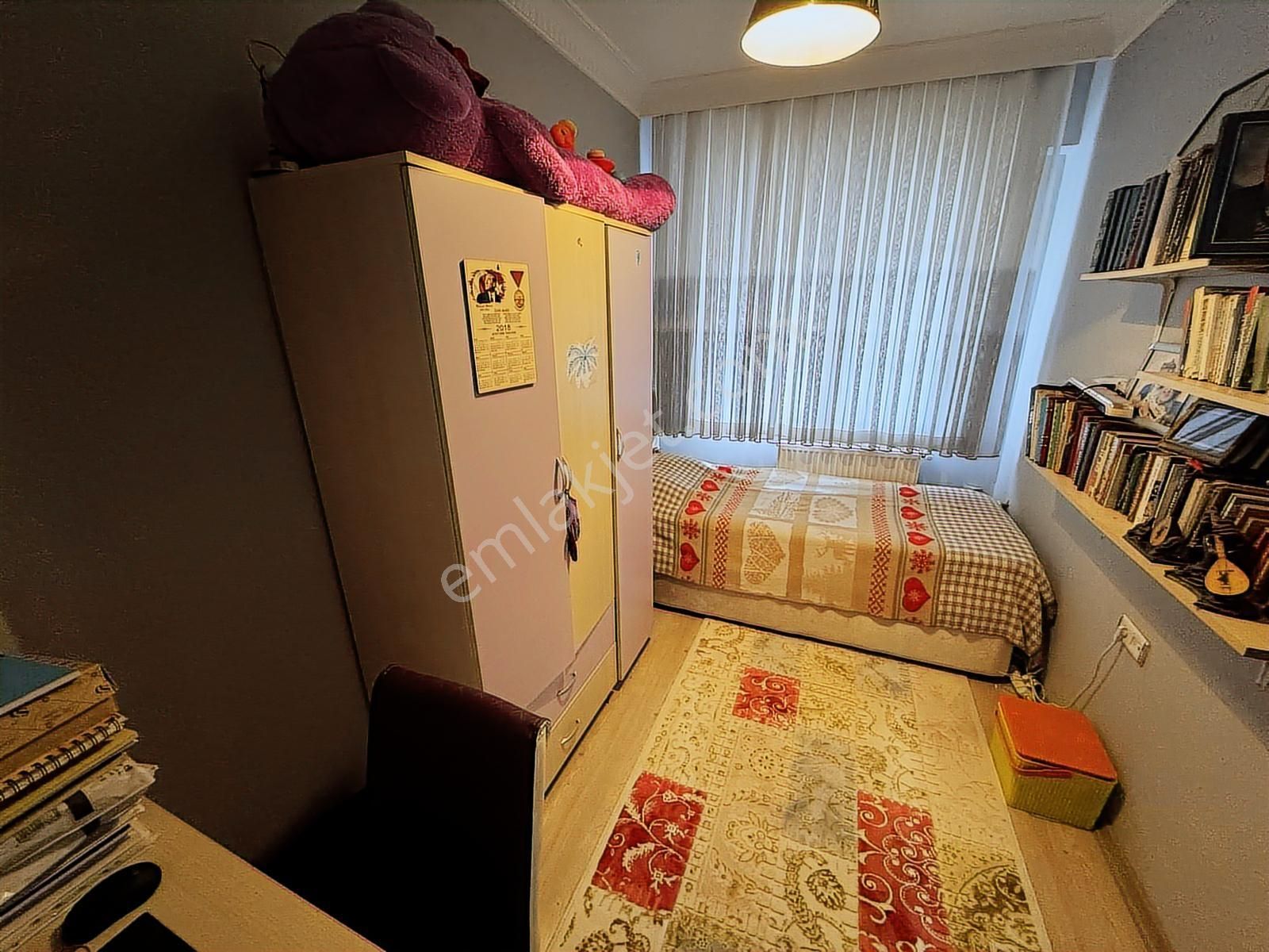 Bezirganbahçe'de 2+1 Satılık Balkonlu 100 M2 Yüksek Giriş - Görsel 12