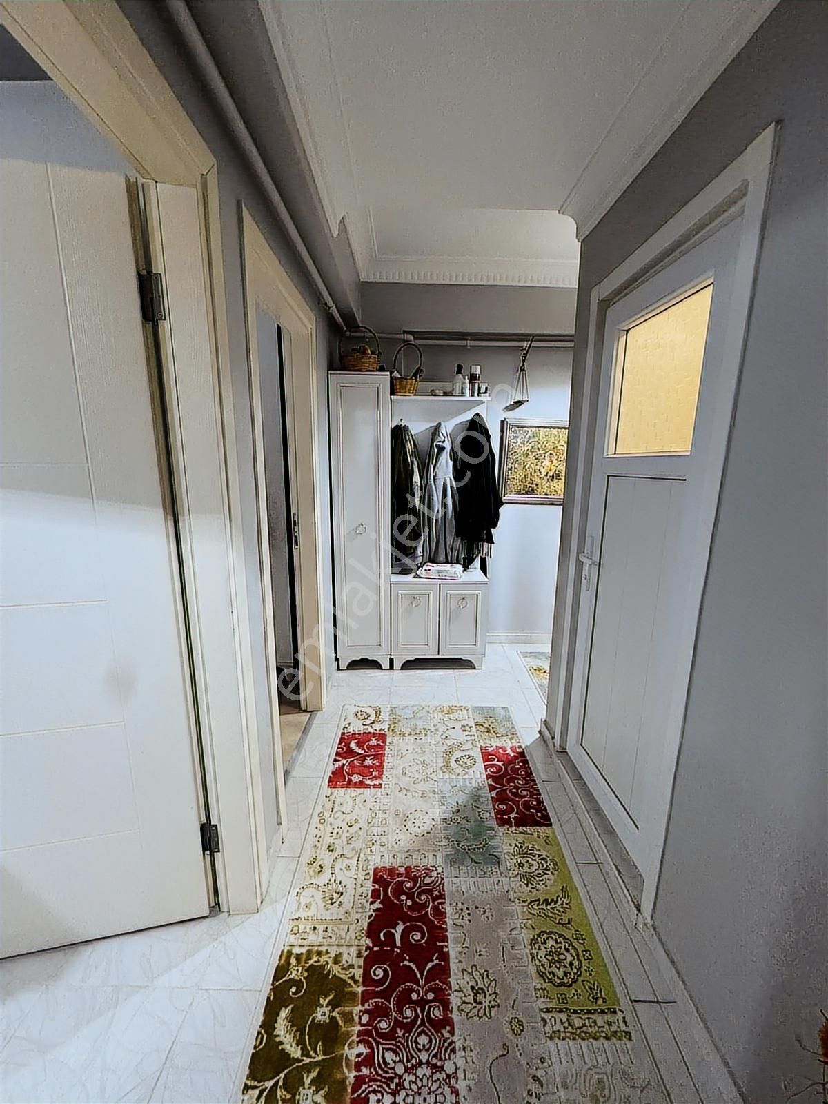 Bezirganbahçe'de 2+1 Satılık Balkonlu 100 M2 Yüksek Giriş - Görsel 15