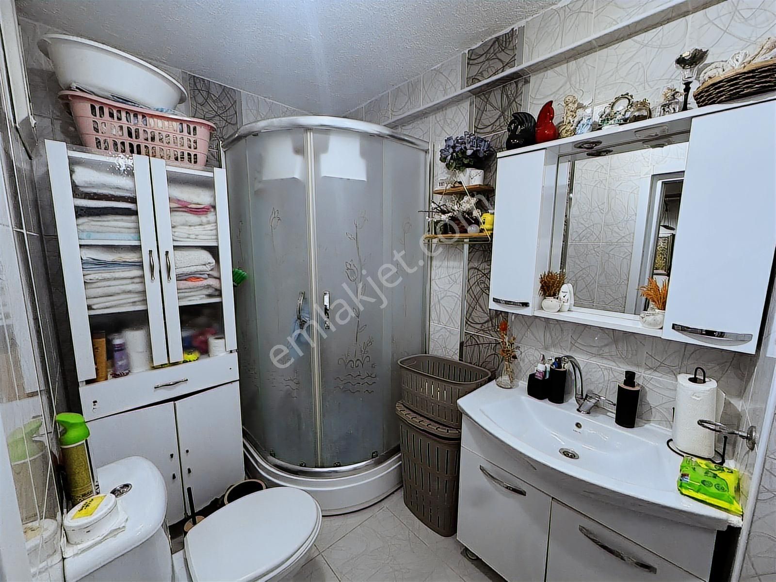 Bezirganbahçe'de 2+1 Satılık Balkonlu 100 M2 Yüksek Giriş - Görsel 14