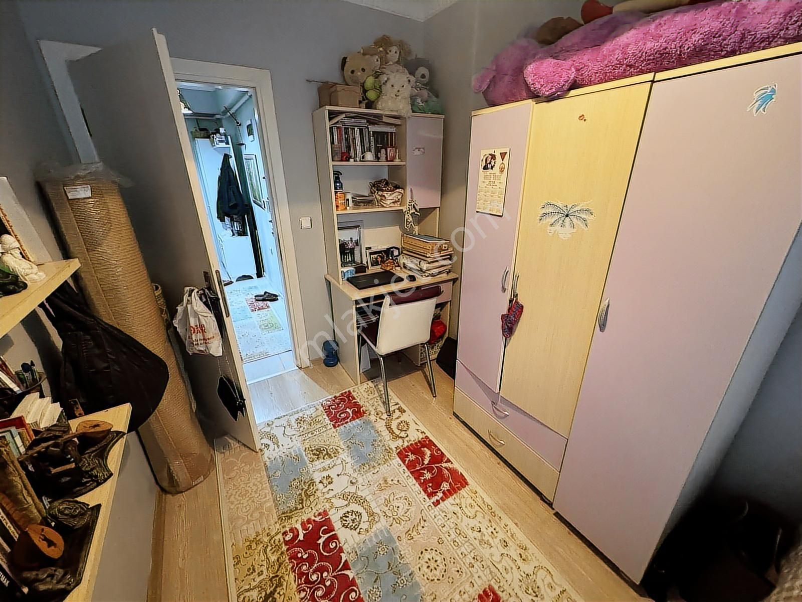 Bezirganbahçe'de 2+1 Satılık Balkonlu 100 M2 Yüksek Giriş - Görsel 3