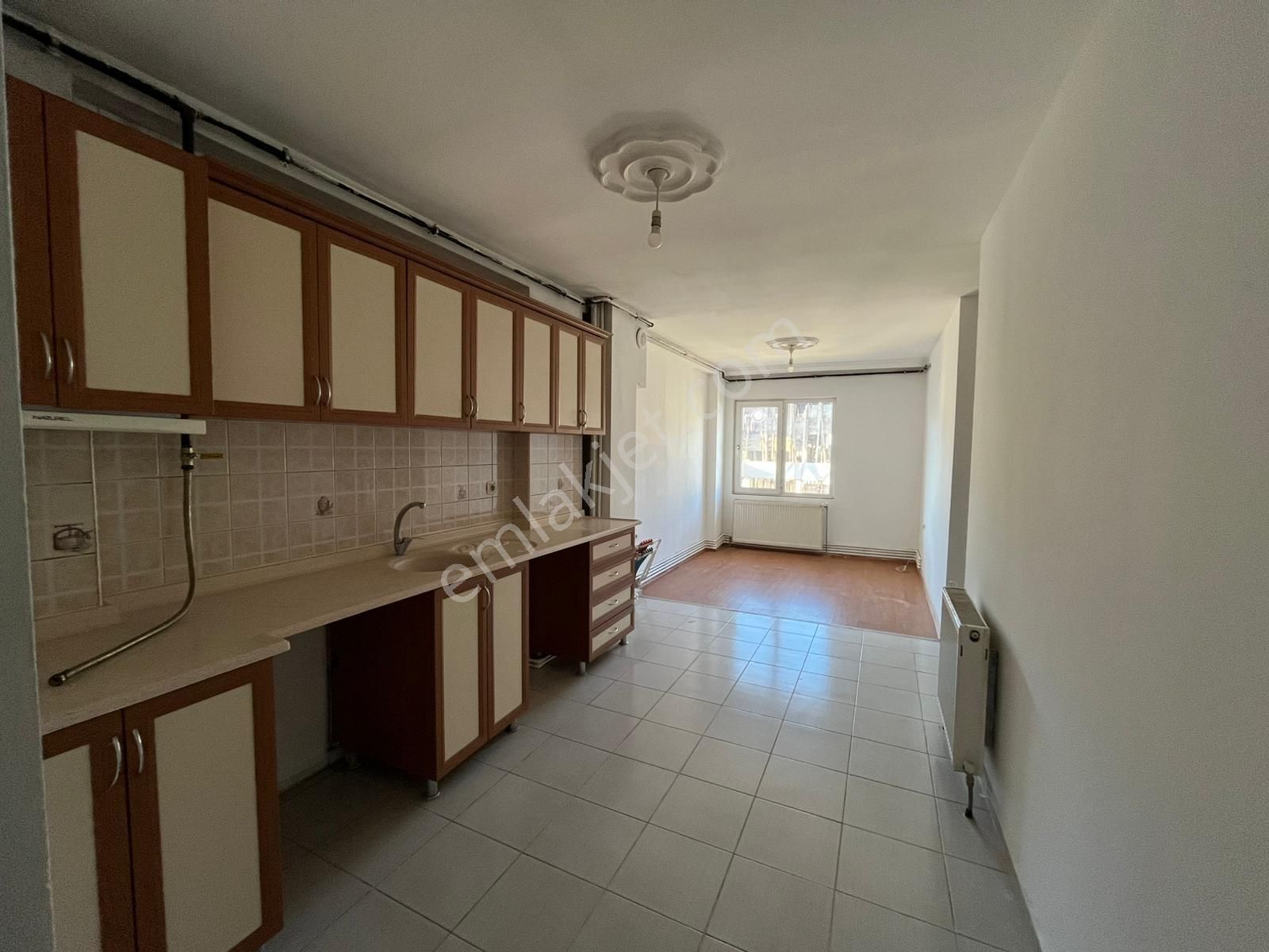 Muğla Kötekli'de Ana Cadde Çok Üzerinde 2+1 Satılık Daire