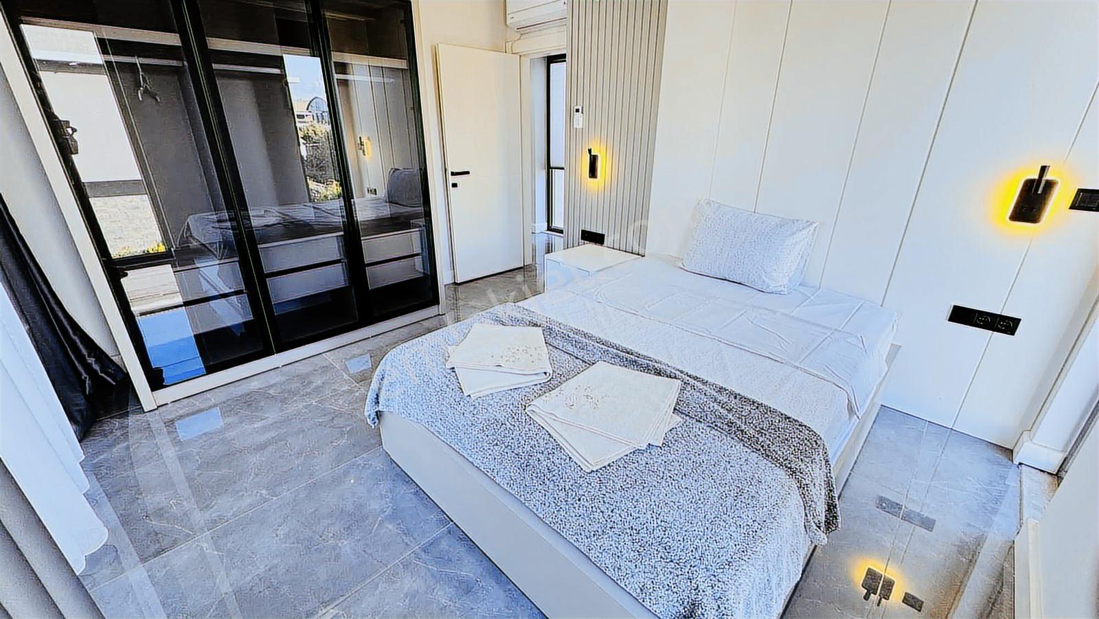 Kiralık Lüks 4+1 Özel Havuzlu Villa - Görsel 25