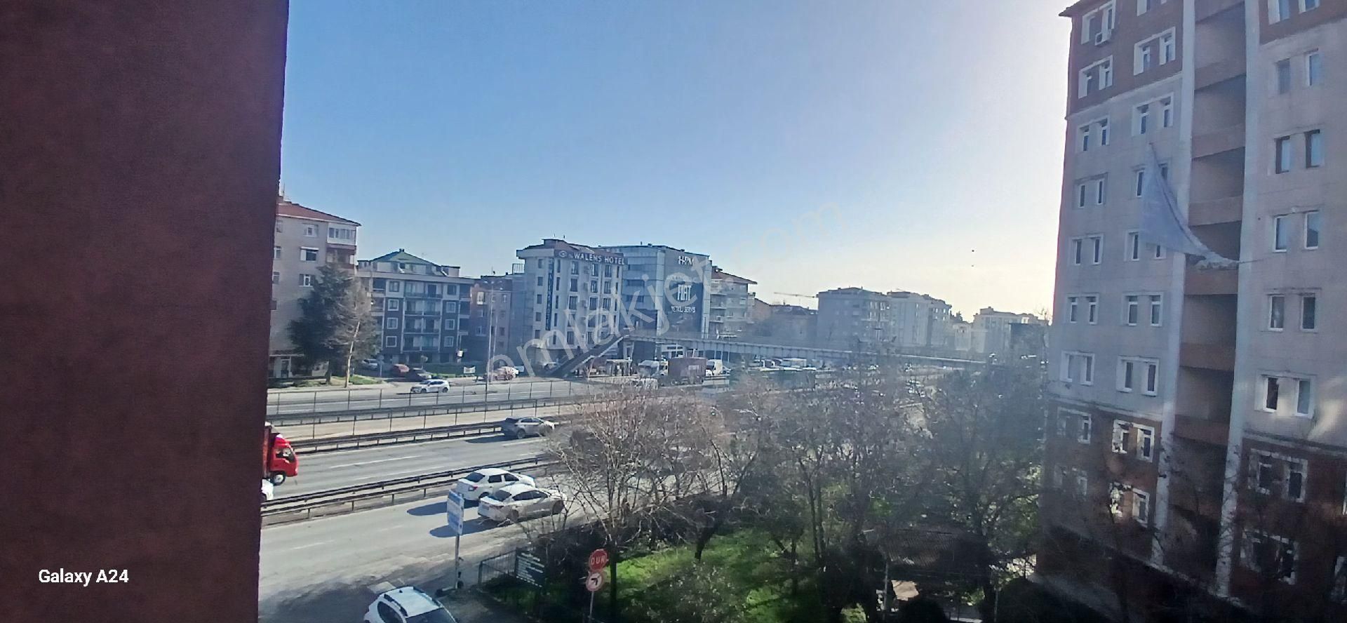 Avcılar E-5 Üzerinde Merrobüs Durağı Yakını 180 M2 Ofis Katı Kiralık - Görsel 4