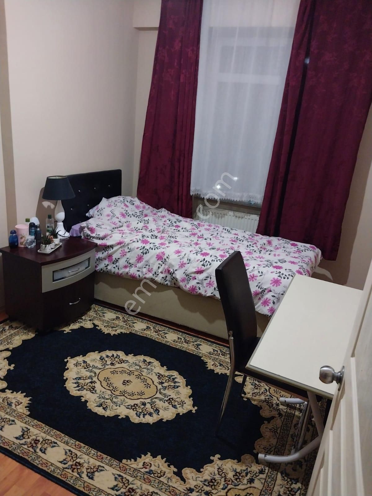 Cumhuriyet Mah'de Metroya Ve Çarşı Yakın Geniş Satılık 2+1 Daire - Görsel 5