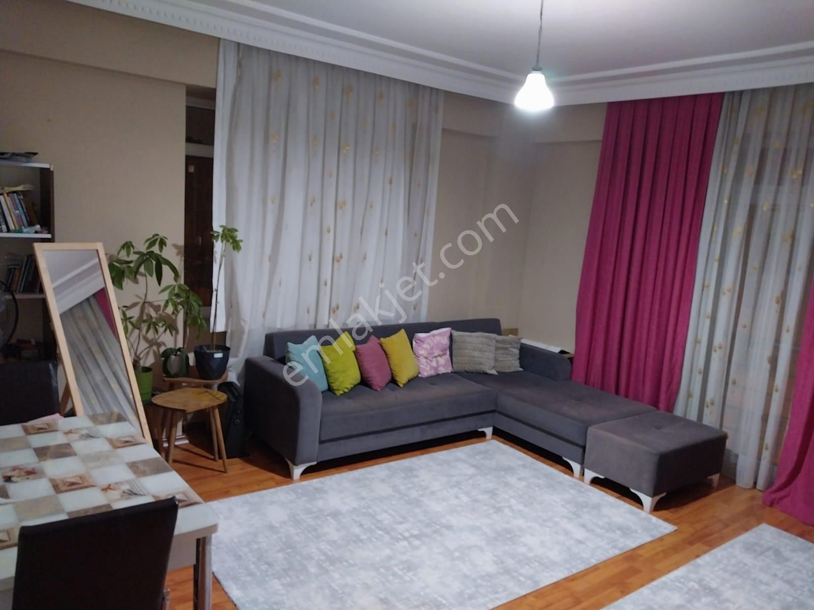 Cumhuriyet Mah'de Metroya Ve Çarşı Yakın Geniş Satılık 2+1 Daire - Görsel 32