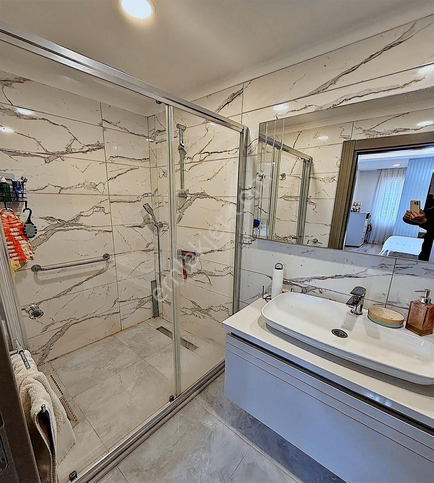 Beykent Bey Garden Sitesi'nde Geniş M2 Oturuma Uygun 3+1 Satılık - Görsel 18