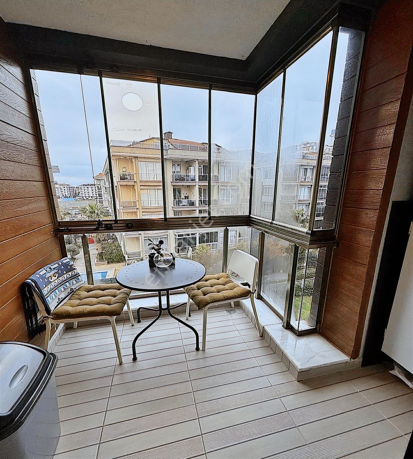 Beykent Bey Garden Sitesi'nde Geniş M2 Oturuma Uygun 3+1 Satılık - Görsel 2