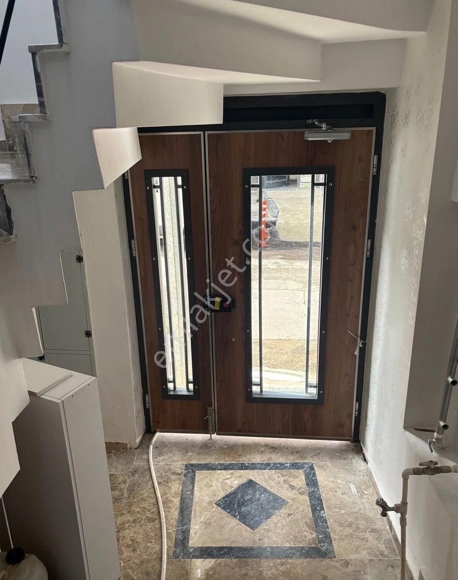 Balçova Ziraat Bankası Yanı Lüx 1+1 Doğalgazlı Bahçeli Daire - Görsel 6