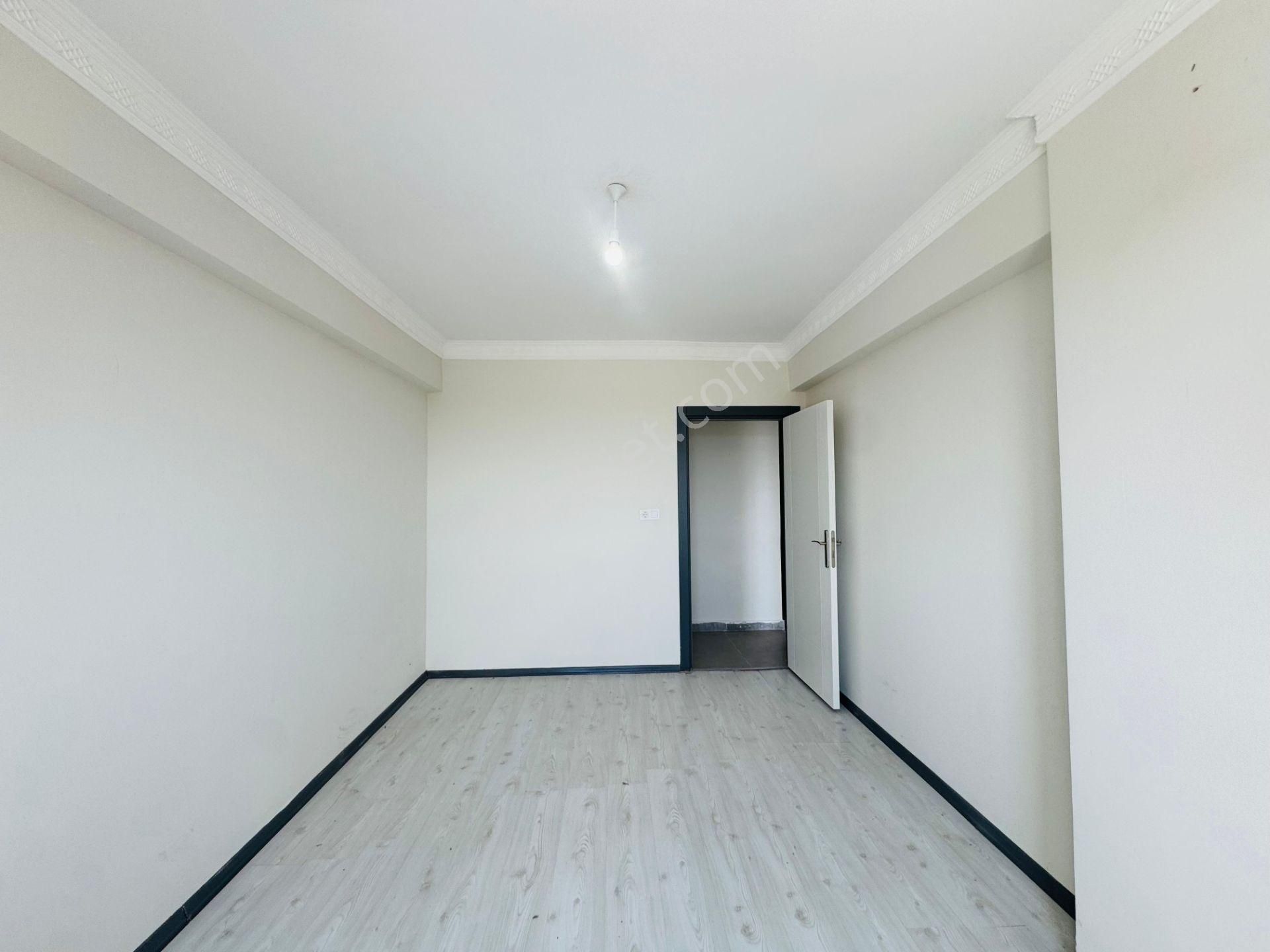 Merpa'dan Kapaklı Oturuma Hazır Öncephe Arakat 2+1 Daire - Görsel 5