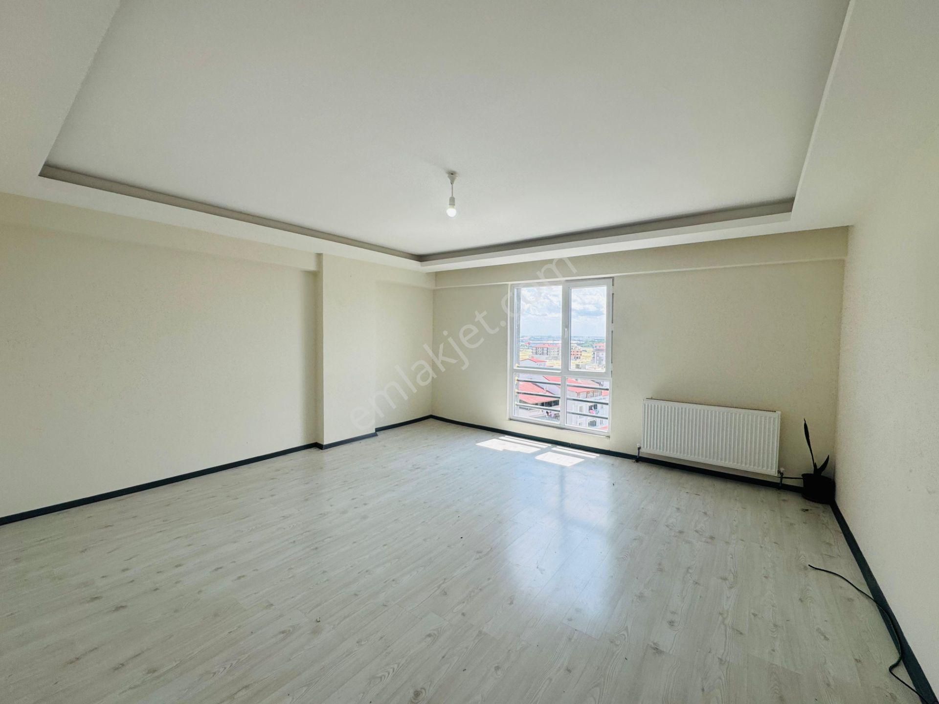 Merpa'dan Kapaklı Oturuma Hazır Öncephe Arakat 2+1 Daire - Görsel 2