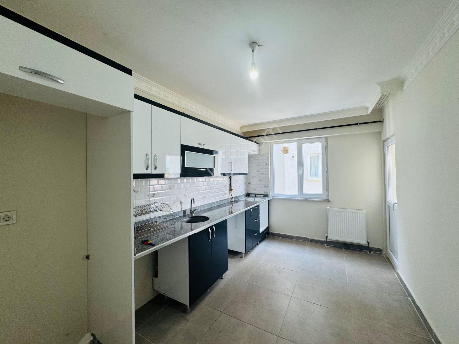 Merpa'dan Kapaklı Oturuma Hazır Öncephe Arakat 2+1 Daire - Görsel 14