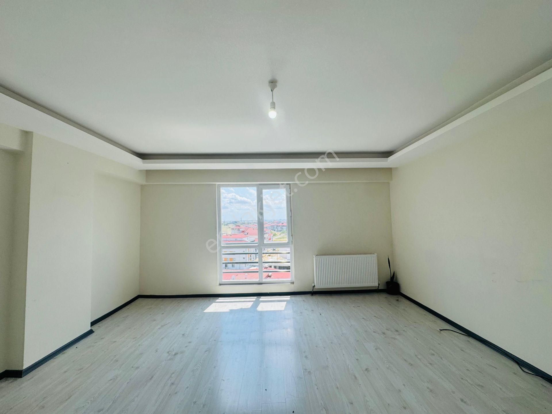 Merpa'dan Kapaklı Oturuma Hazır Öncephe Arakat 2+1 Daire - Görsel 4