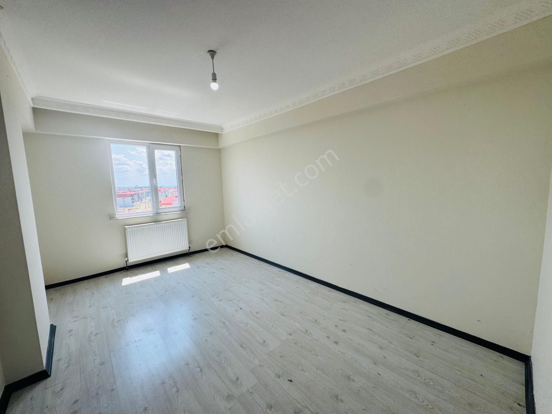 Merpa'dan Kapaklı Oturuma Hazır Öncephe Arakat 2+1 Daire - Görsel 7