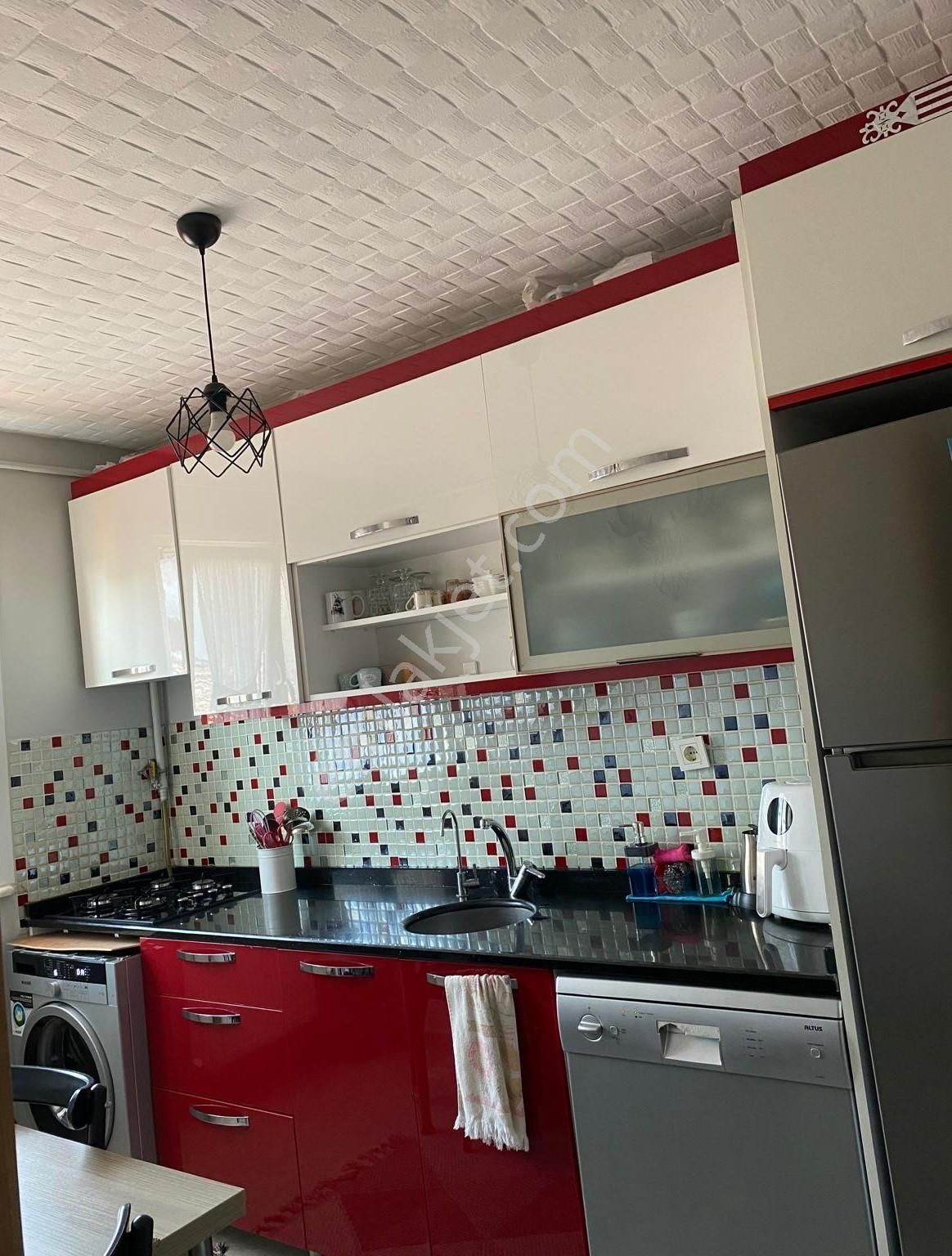 Orhangazi Mah Yüksek Arsa Paylı Caddeye Yakın 2+1 Temiz Daire - Görsel 17