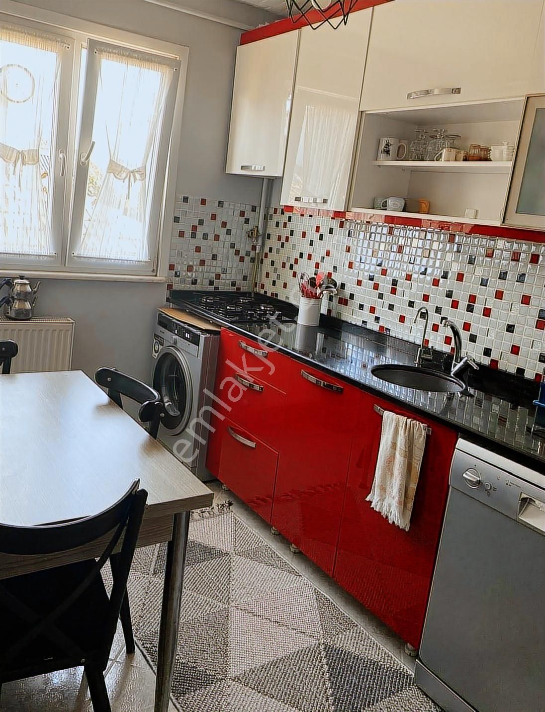 Orhangazi Mah Yüksek Arsa Paylı Caddeye Yakın 2+1 Temiz Daire - Görsel 11