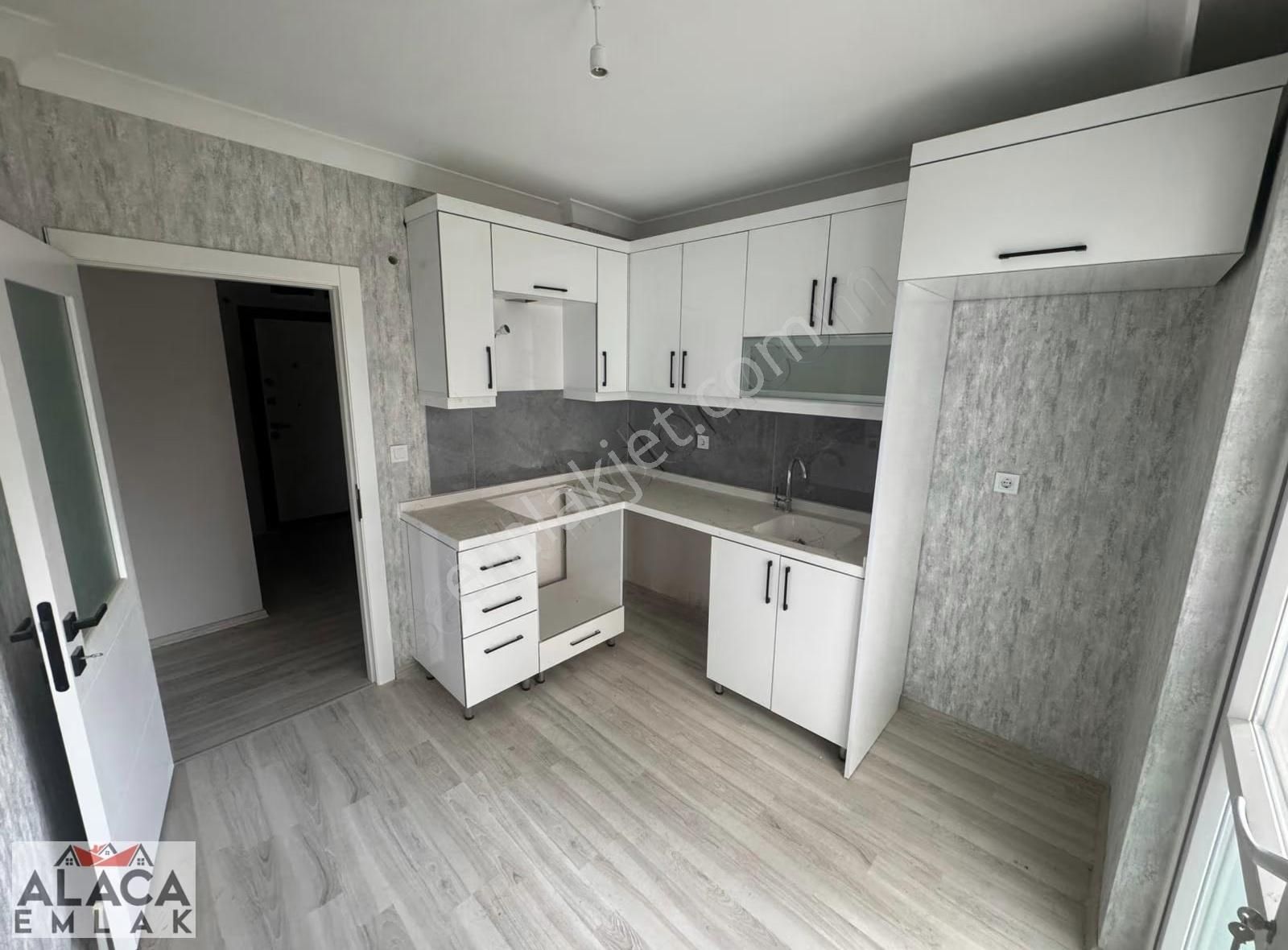 Beşikkaya Mahallesi'nde Sıfır Bahçe Katı 2+1 Daire