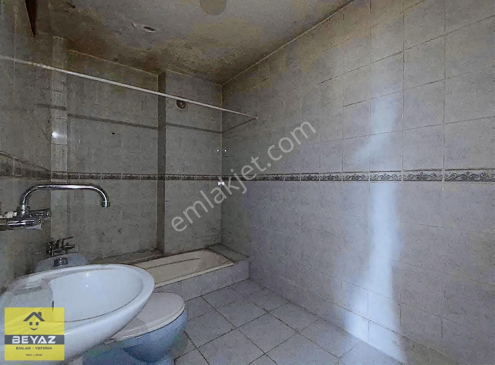 Kalenderhane Mah Ankara Cad Yakını 3+1 Arakat Kiralık Daire - Görsel 22