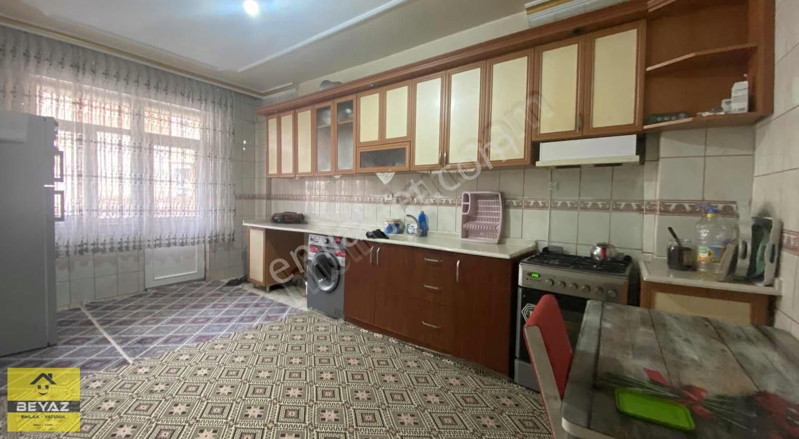 Sultan Mesud Mah Giriş Kat 3+1 Geniş Daire - Görsel 18