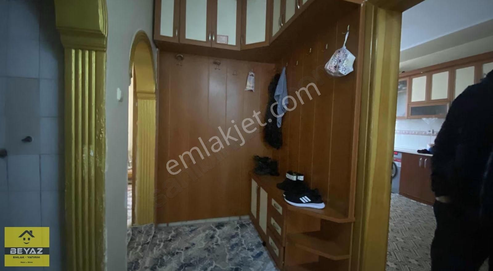 Sultan Mesud Mah Giriş Kat 3+1 Geniş Daire - Görsel 6