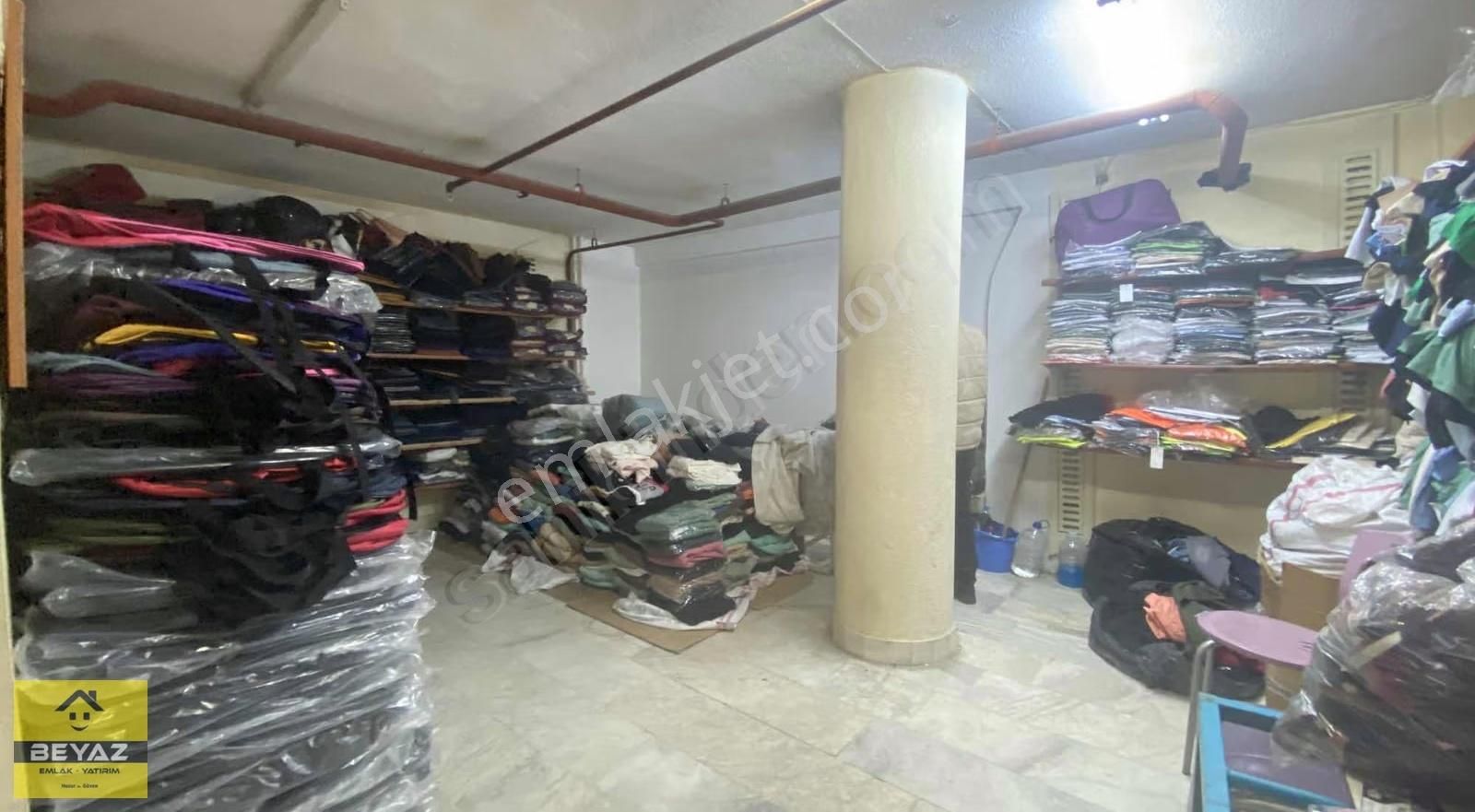 Yatırım Fırsatı Demirci İş Merkezinde 3 Katlı Satılık Dükkan - Görsel 4