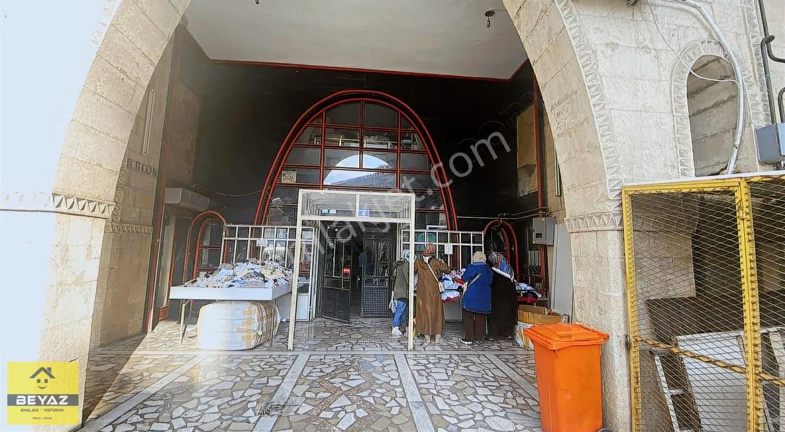 Yatırım Fırsatı Demirci İş Merkezinde 3 Katlı Satılık Dükkan - Görsel 11