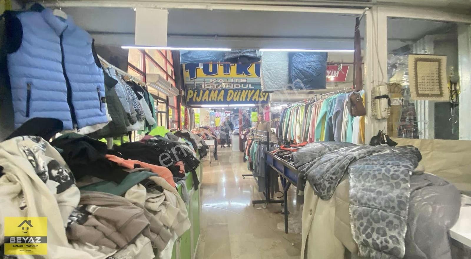 Yatırım Fırsatı Demirci İş Merkezinde 3 Katlı Satılık Dükkan - Görsel 8