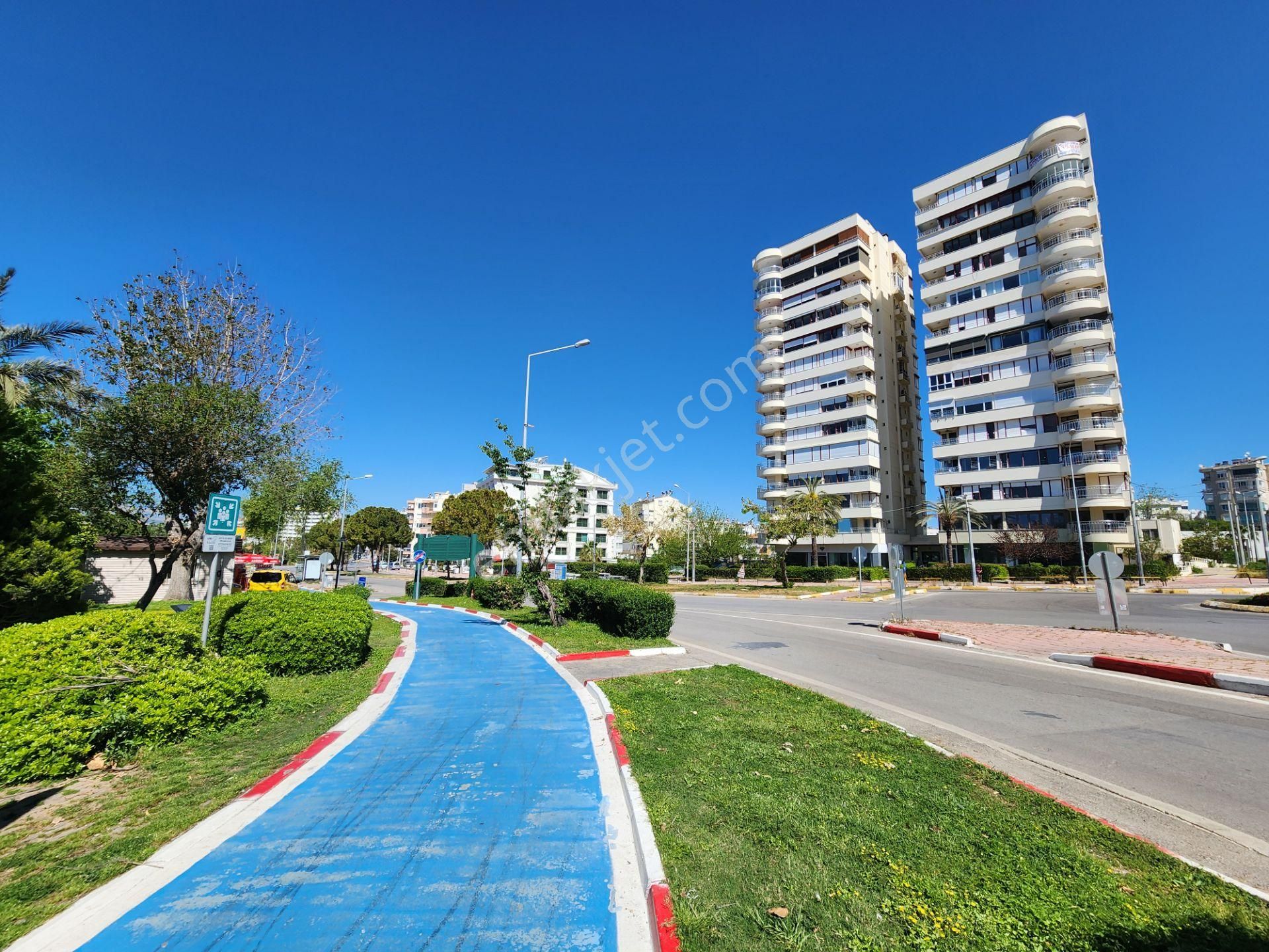 Antalya Işıklar'da Full Deniz Manzaralı Eşyalı Kiralık 3+1 Daire - Görsel 2