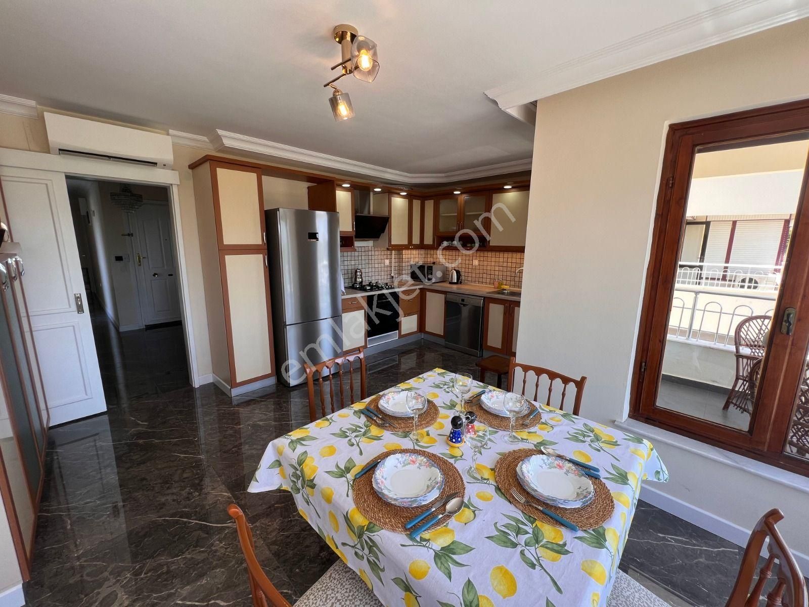 Antalya Işıklar'da Full Deniz Manzaralı Eşyalı Kiralık 3+1 Daire - Görsel 19