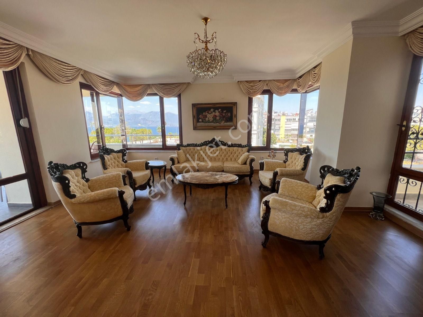 Antalya Işıklar'da Full Deniz Manzaralı Eşyalı Kiralık 3+1 Daire - Görsel 13