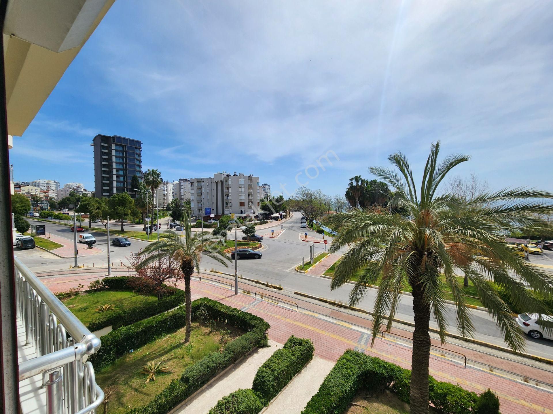 Antalya Işıklar'da Full Deniz Manzaralı Eşyalı Kiralık 3+1 Daire - Görsel 23