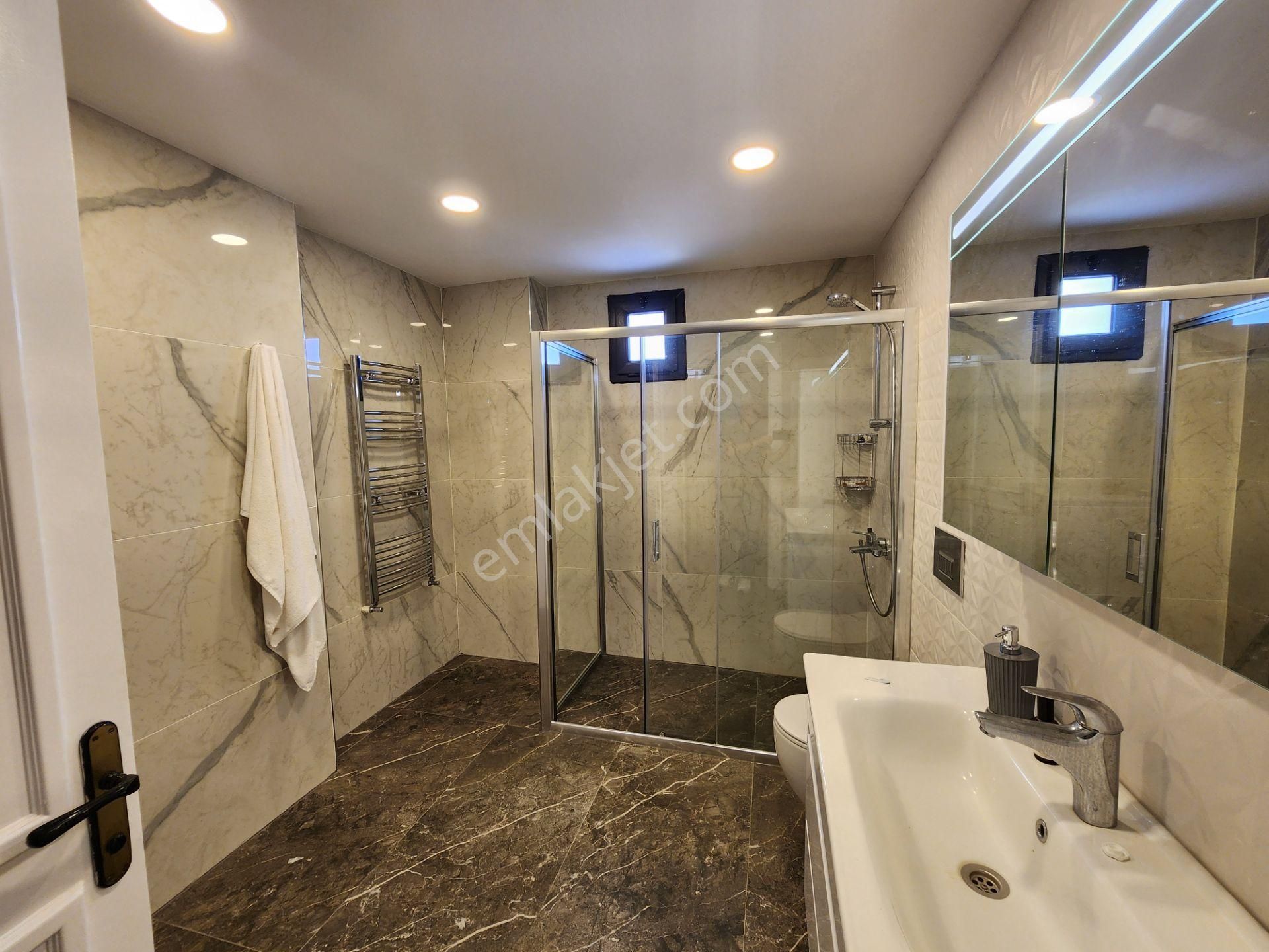 Antalya Işıklar'da Full Deniz Manzaralı Eşyalı Kiralık 3+1 Daire - Görsel 27