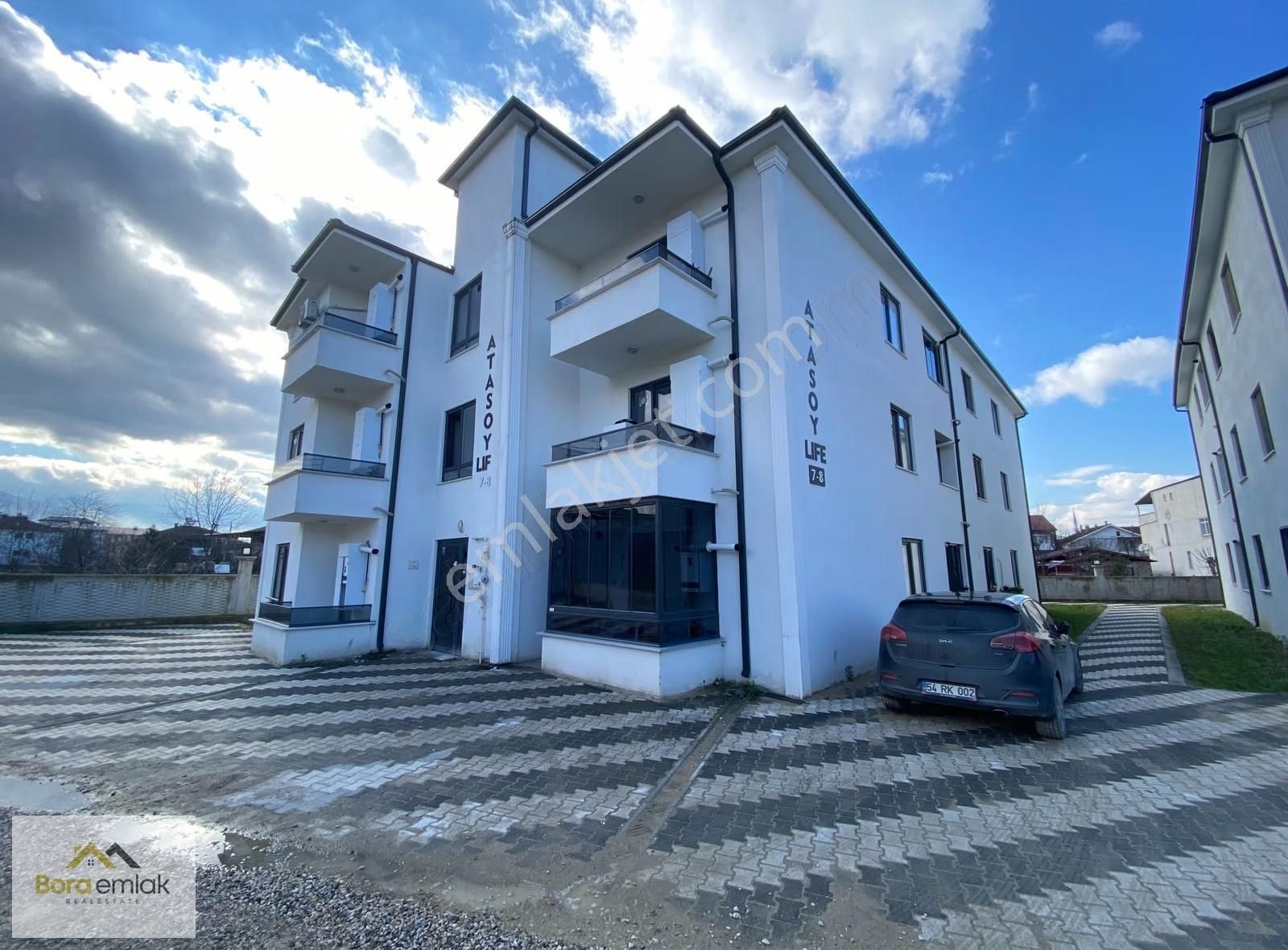 Bora Emlak'dan Hastane Mahallesi'nde 1+1 Kiralık Daire - Görsel 9