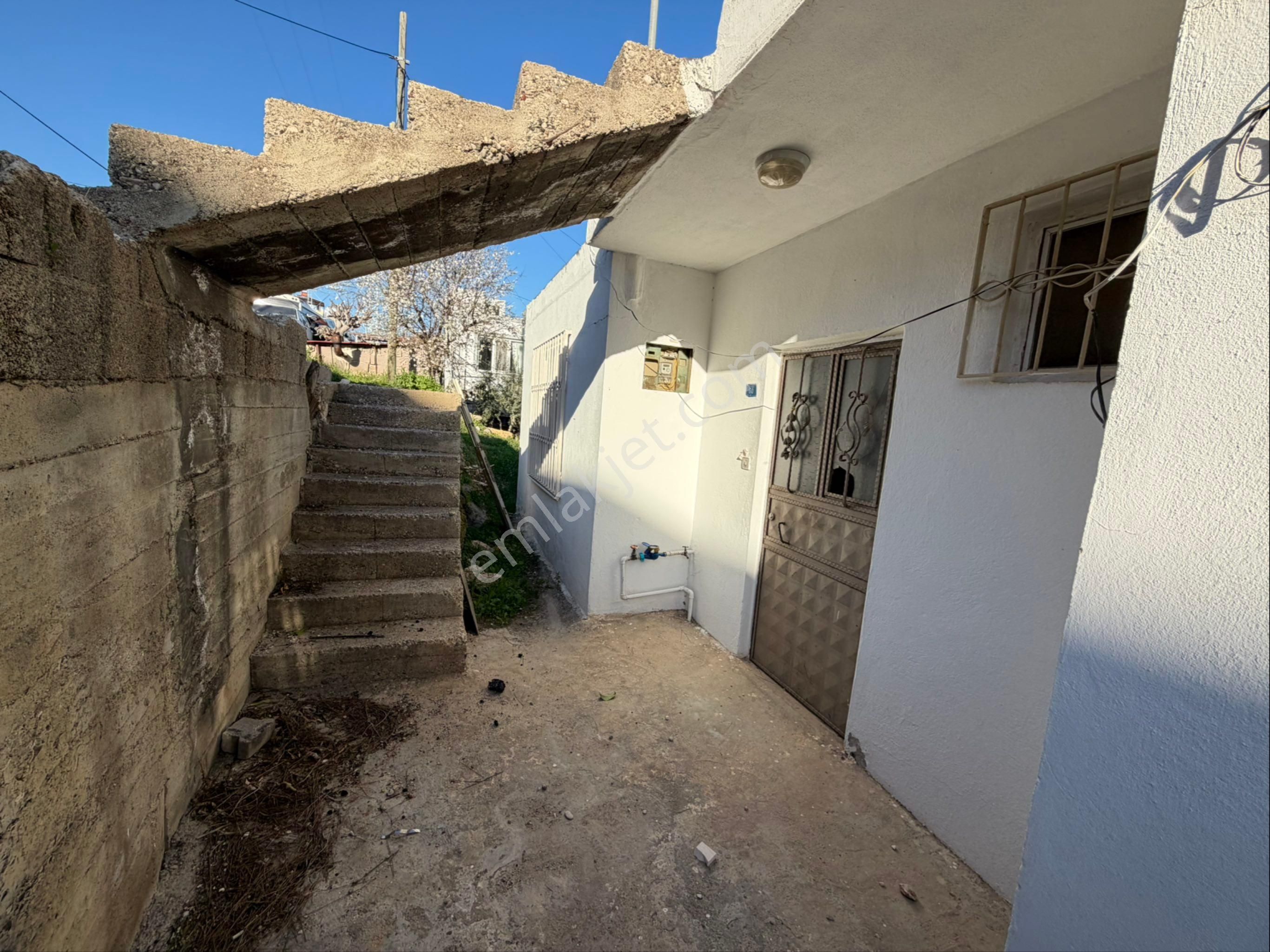 Türe Gayrimenkulden Silifke Bucaklı Ankara Mahallesinde Ayrı Mutfak 3+1 Müstakil Daire - Görsel 7