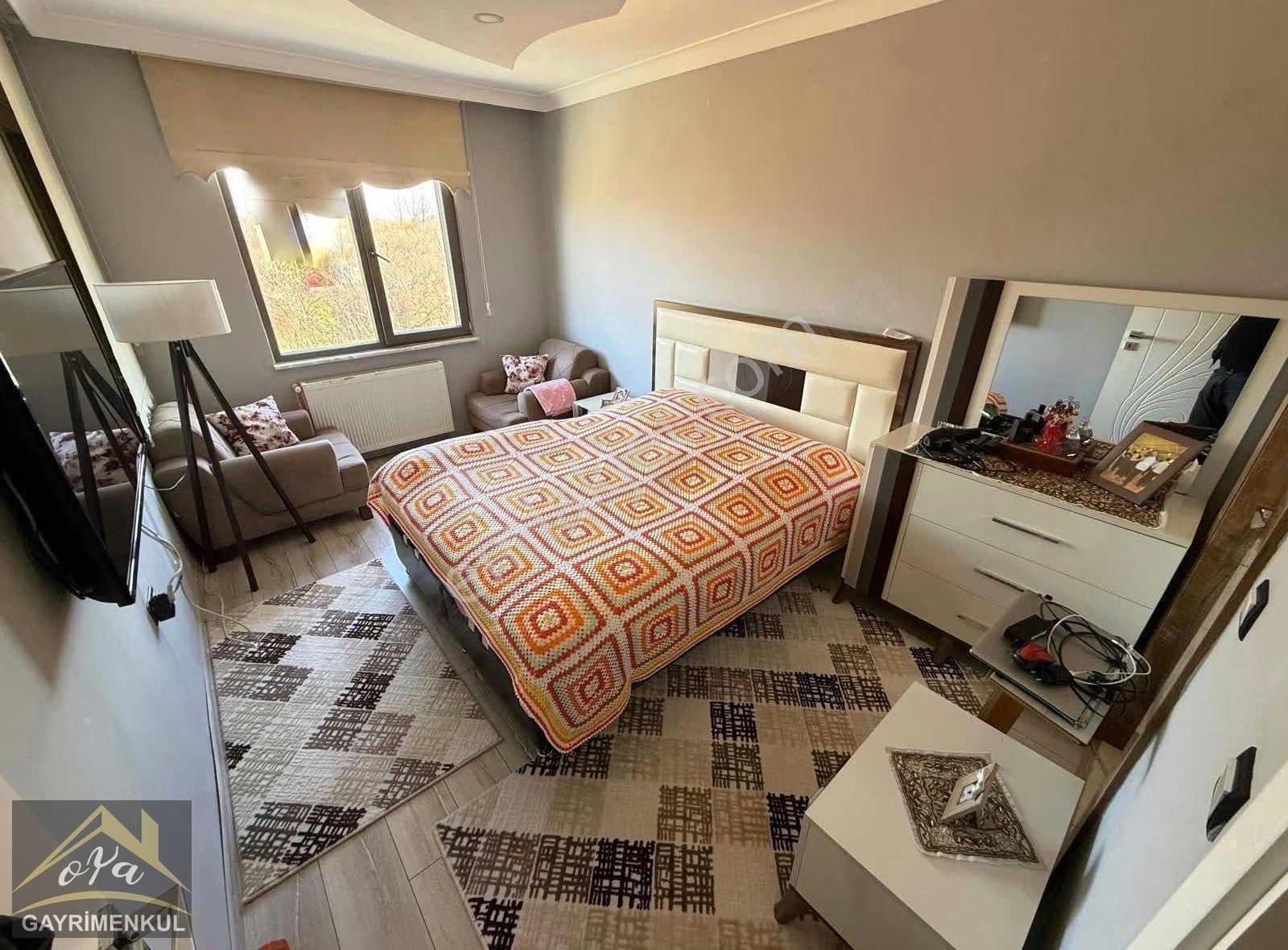 Akçay Oya Gayrimenkul'den Altınkum'da Ara Kat Köşe 2+1 Daire - Görsel 22