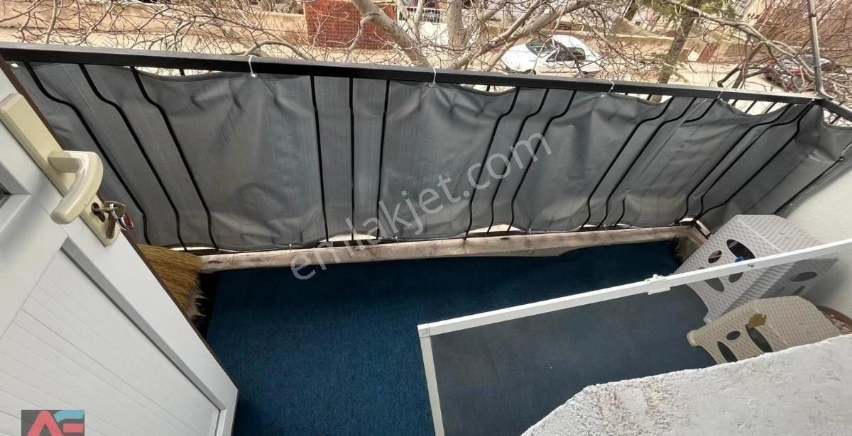 M.akif Ersoyda Bağımsız Kapalı Garajlı 2+1 Satılık Daire - Görsel 4