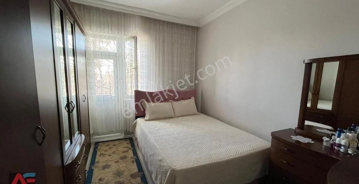 M.akif Ersoyda Bağımsız Kapalı Garajlı 2+1 Satılık Daire - Görsel 5