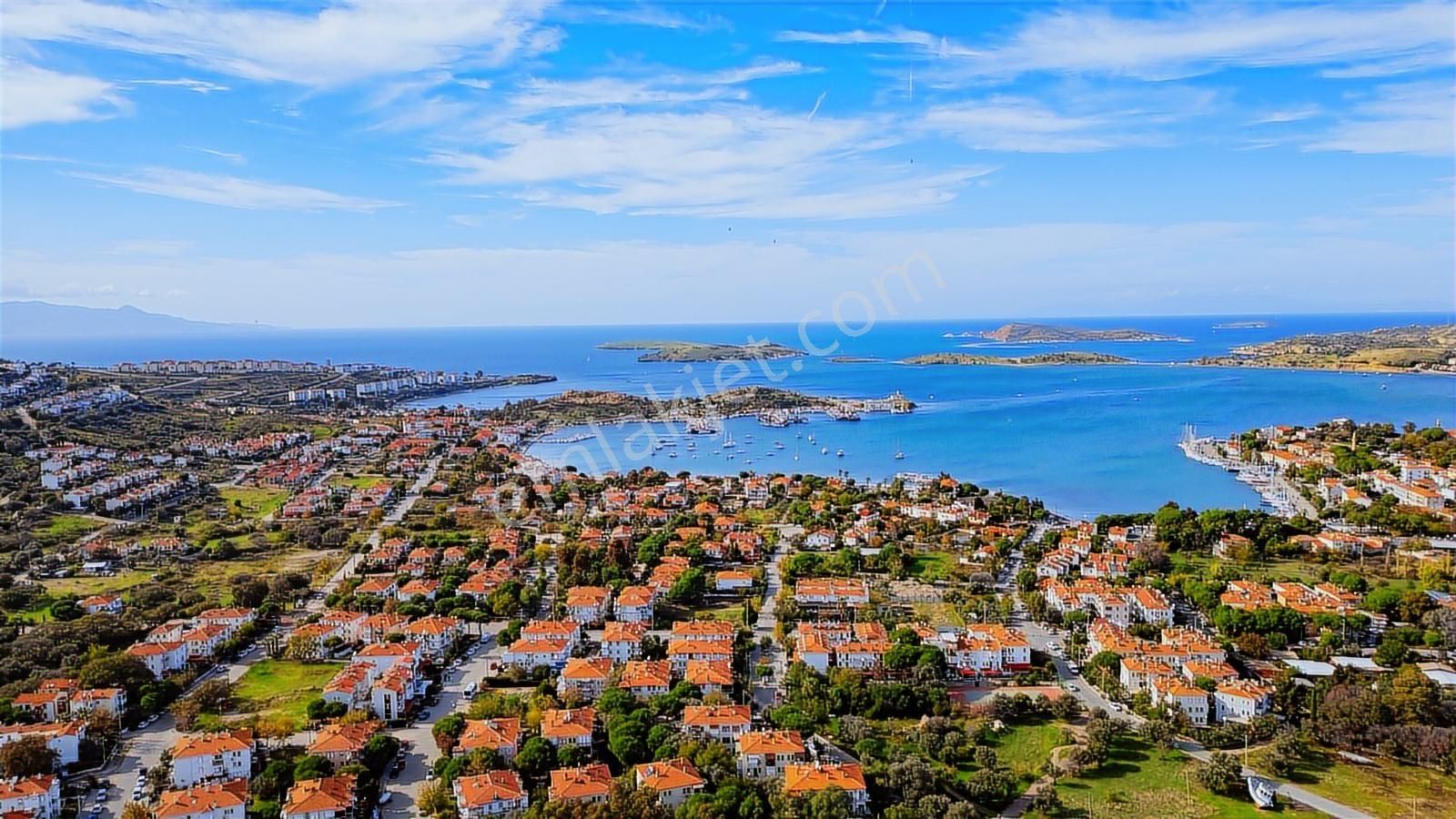 Foça Atatürk Mahallesinde Satılık 2+1 Daire - Görsel 32